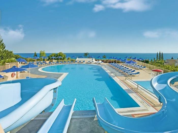 Grand Hotel Holiday Resort