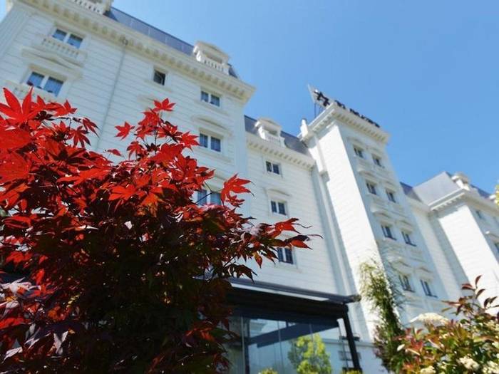 Flower & Spa Hotel