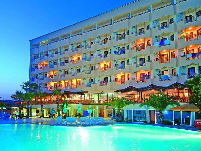 Anitas Beach Hotel