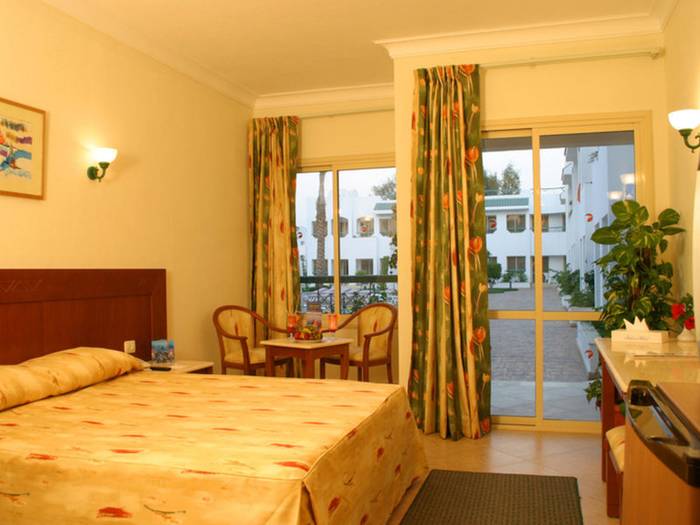 Falcon Hills Hotel