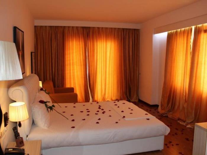 Bleart Hotel