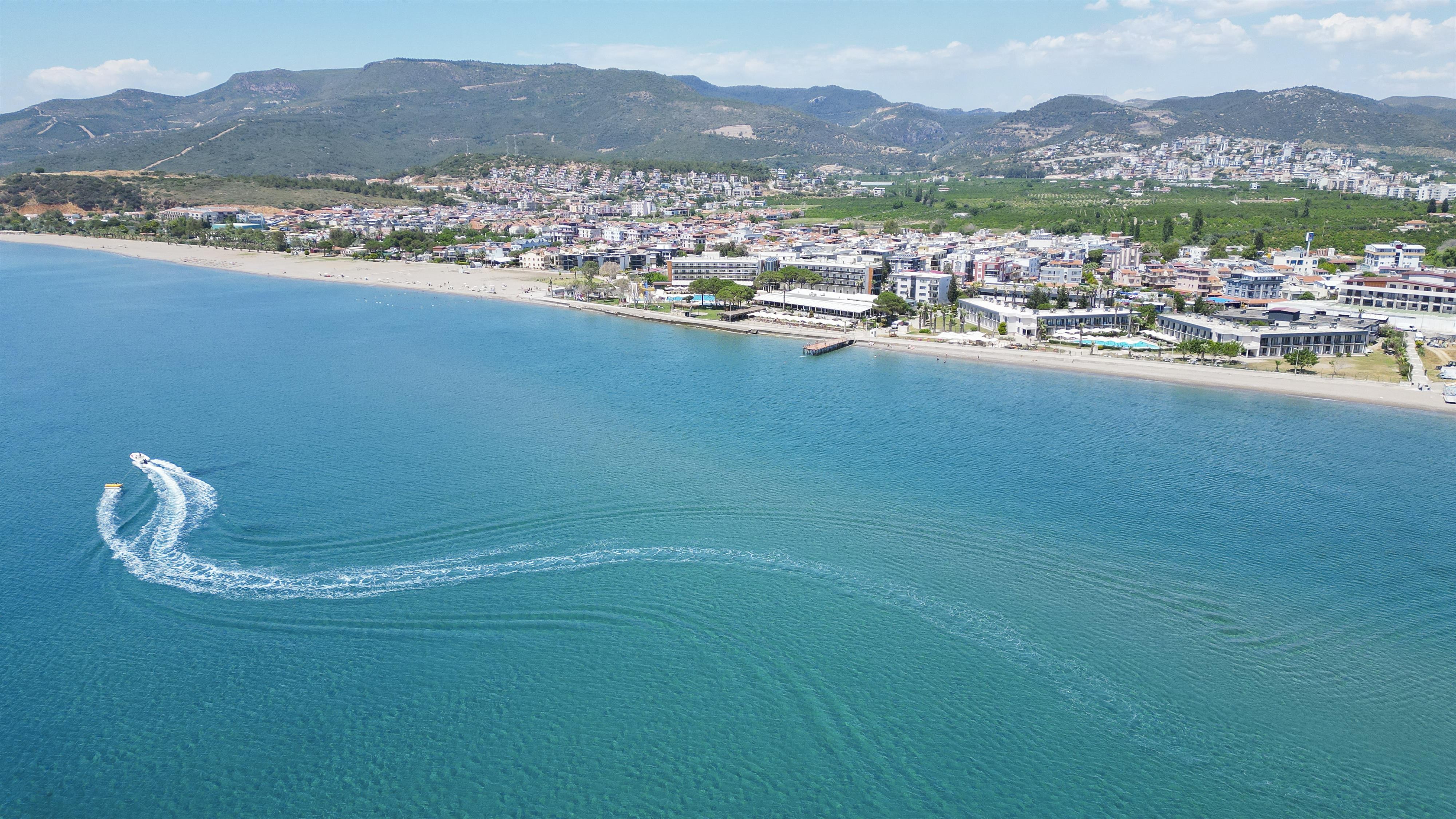 Royal Beach Club Hotel