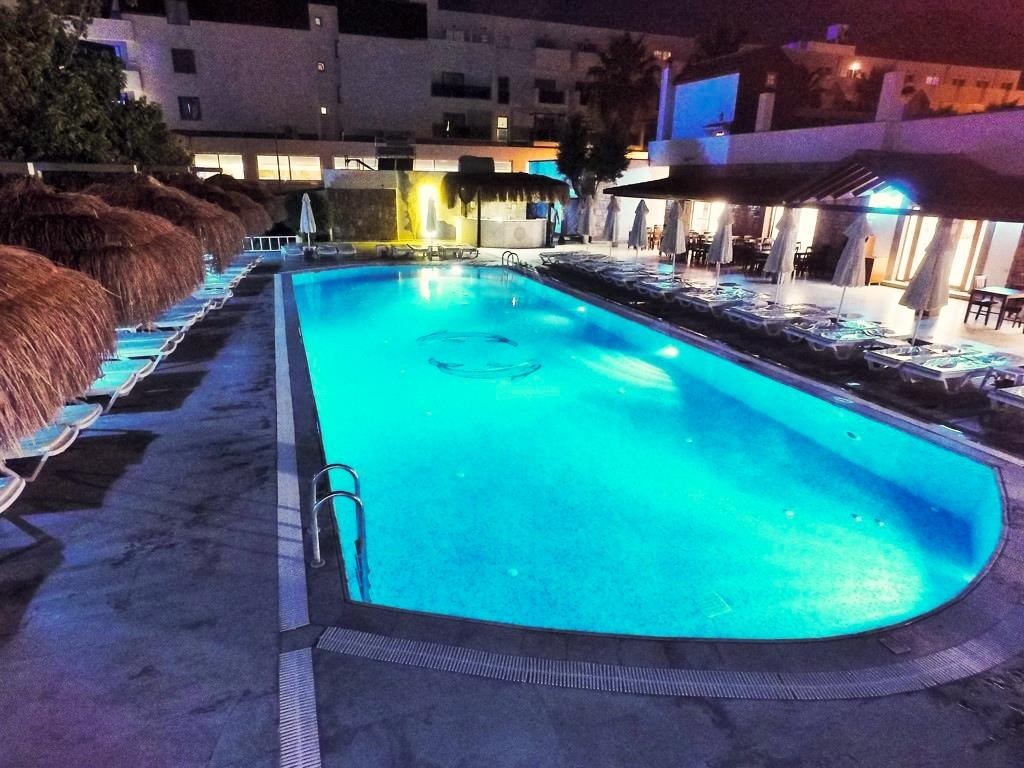 Tiana Beach Resort