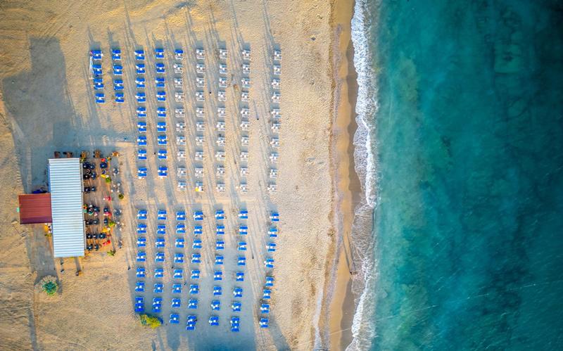 Club Big Blue Suite Hotel